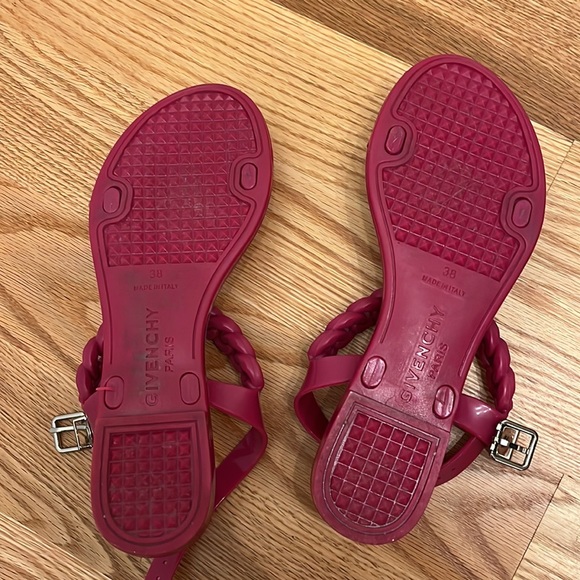 Hot pink Givenchy jellies - Picture 5 of 5